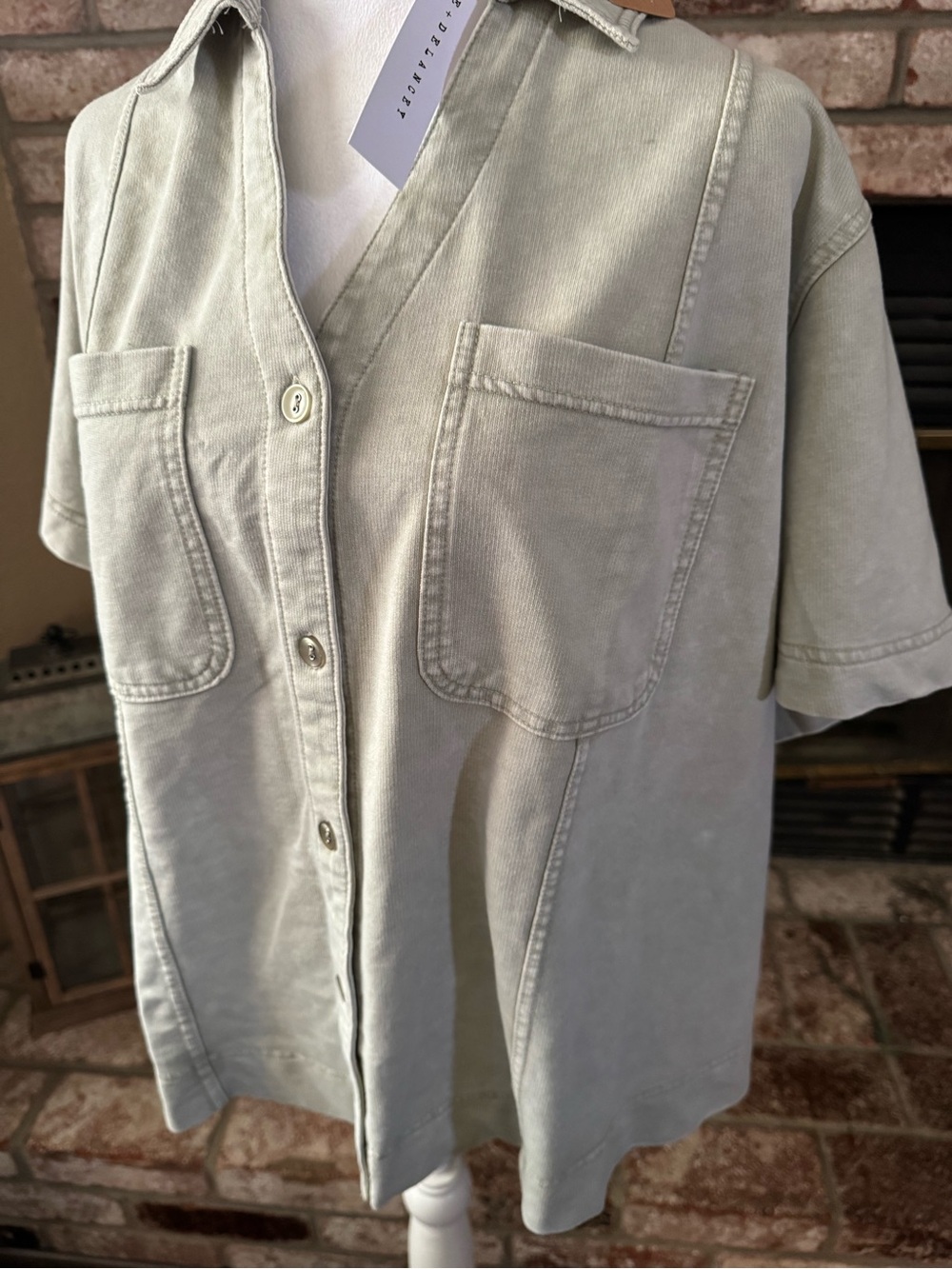Jane + Delancey Sage Green Short Sleeve Button-Up Shirt - Picture 6 of 6